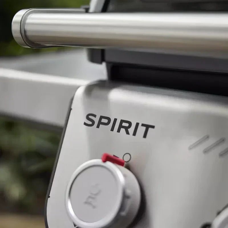 Weber Spirit® E-335 Gas Barbecue with Sear Zone and Side Burner